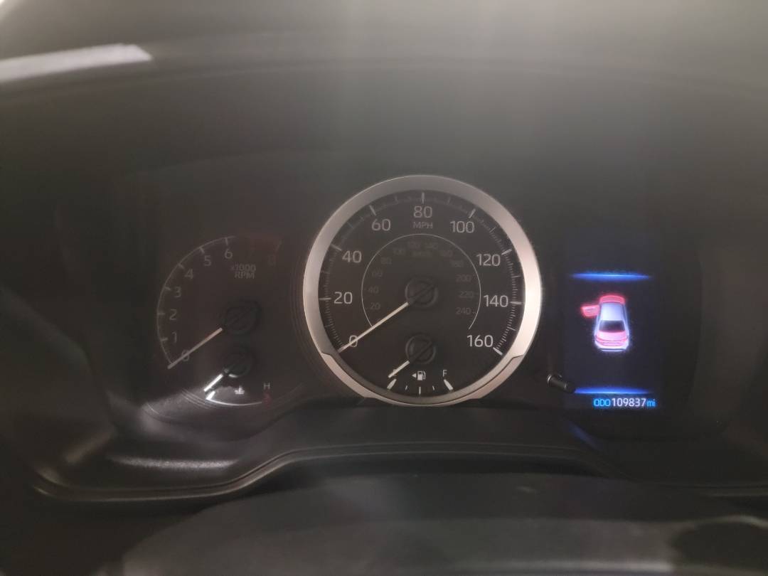 2020 TOYOTA COROLLA — 109837 Miles — Lot J009253 - Marhaba Auctions Used Cars - Image 8