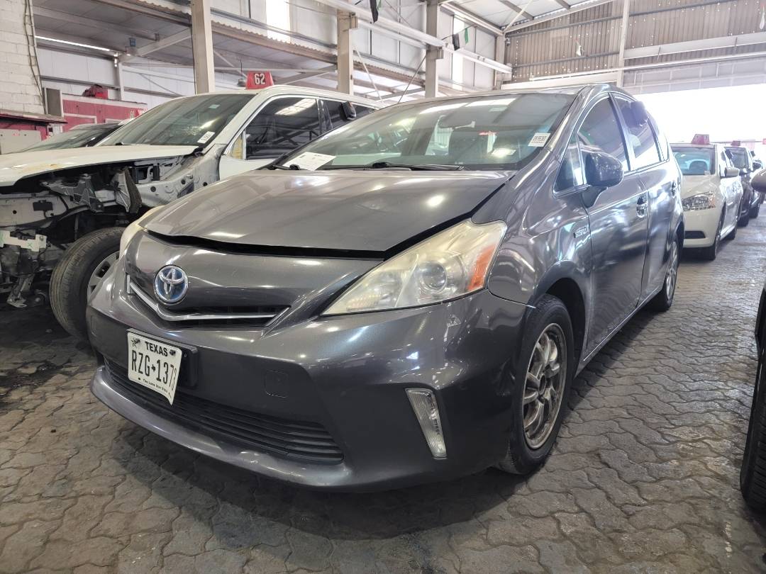 2013 TOYOTA PRIUS — 179864 Miles — Lot UXD3210700 — Main - Marhaba Auctions Used Cars - Image 5