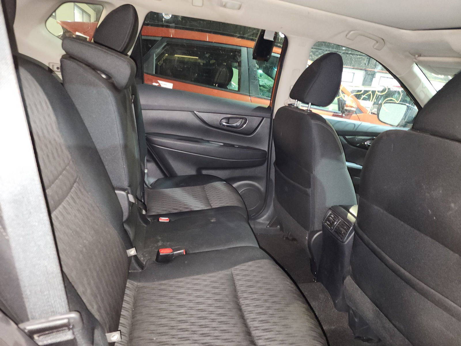 2017 NISSAN ROGUE — 107648 Miles — Lot 59052034 — Al Quoz - Marhaba Auctions Used Cars - Image 9