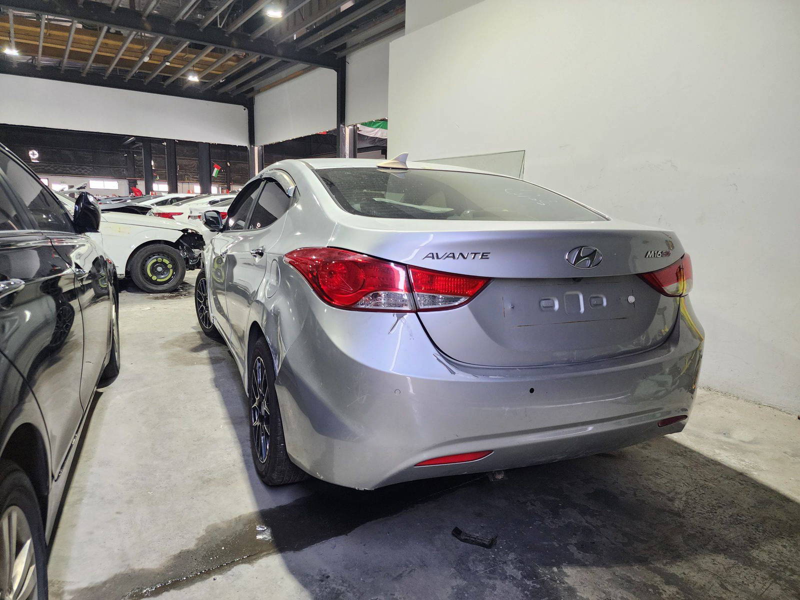 2011 HYUNDAI AVANTE — 123485 KM — Lot 045964 — Ind. 12 - Marhaba Auctions Used Cars - Image 5