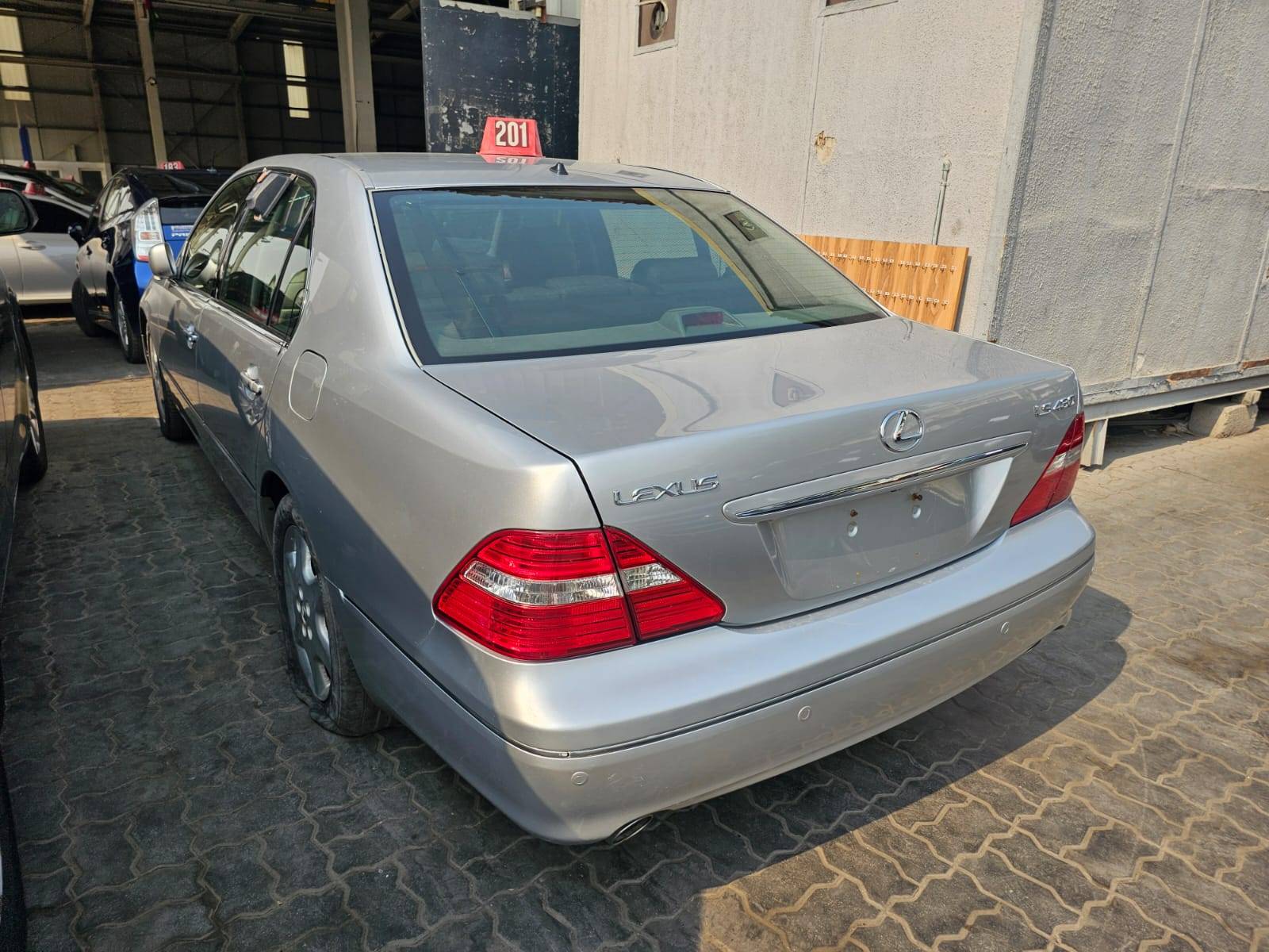 2004 LEXUS LS 430 — 106246 Miles — Lot 040160214 — Main - Marhaba Auctions Used Cars - Image 6