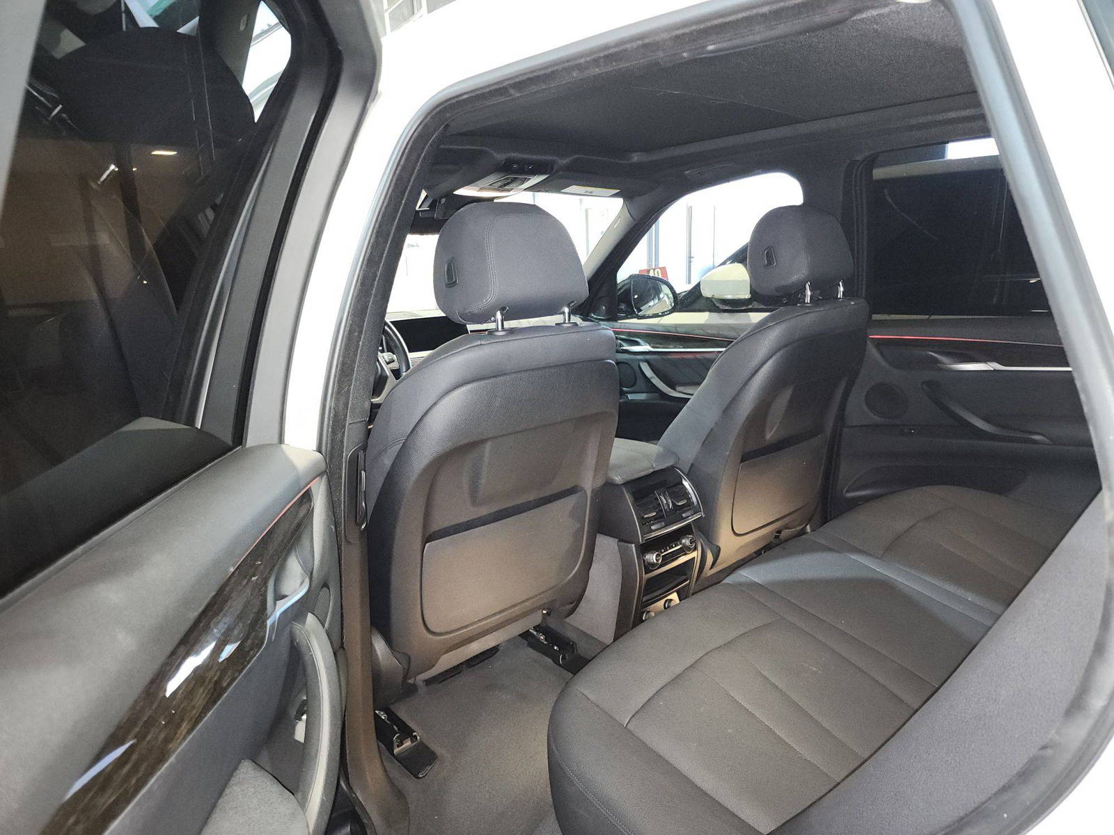 2018 BMW X5 SDRIVE35I — 96780 Miles — Lot 43342005 — Souq - Marhaba Auctions Used Cars - Image 7