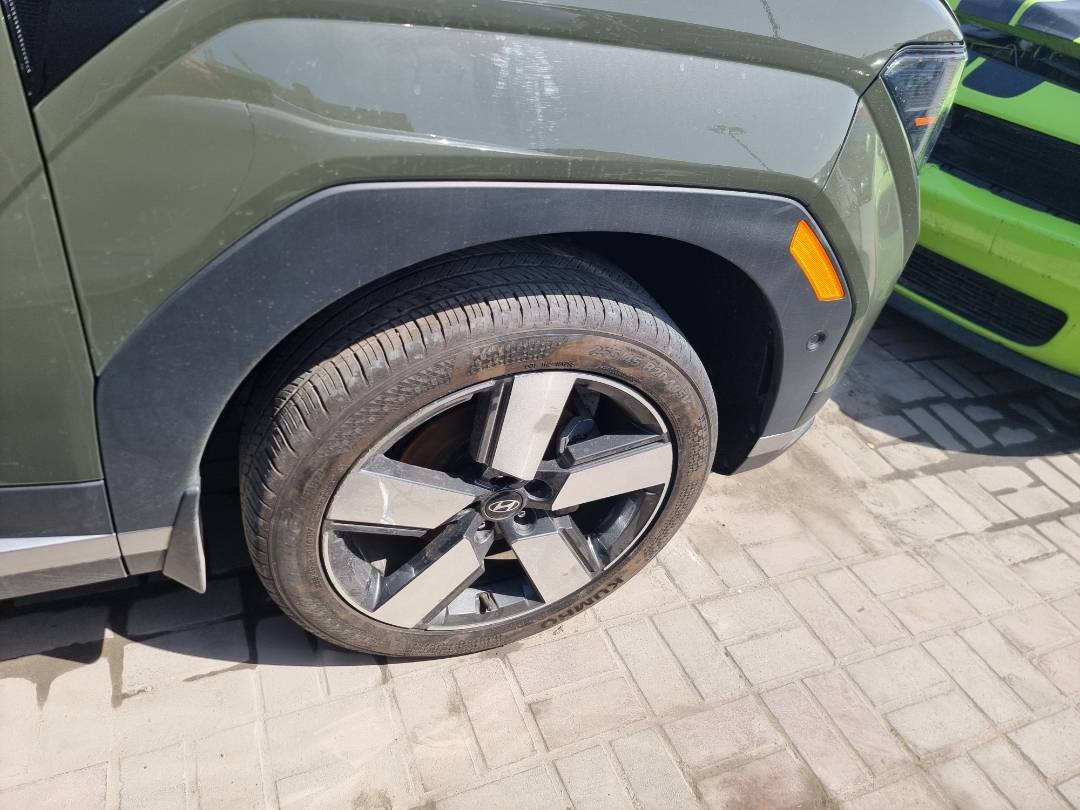 HYUNDAI SANTA FE LIMITED 2024 - Marhaba Auction Used Cars - Image 9