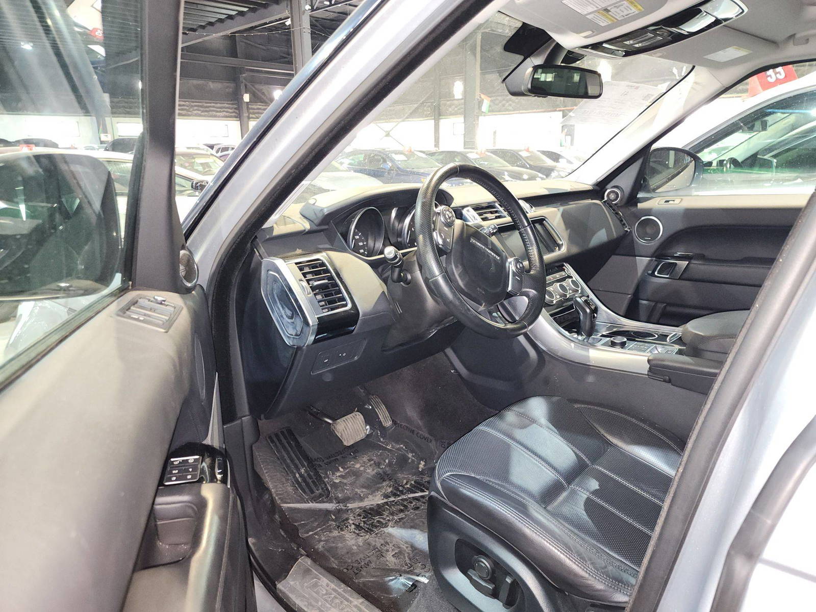 2016 LAND ROVER RANGE ROVER SPORT — 86093 Miles — Lot 7675206 — Main - Marhaba Auctions Used Cars - Image 6