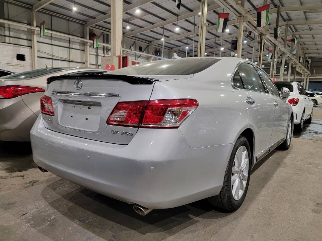 2010 LEXUS ES 350 — 265808 Miles — Lot 2359232 — Main - Marhaba Auctions Used Cars - Image 3