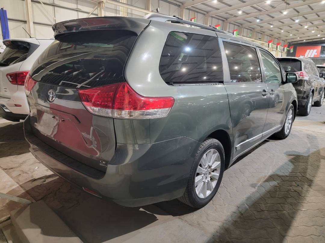 2014 TOYOTA SIENNA — 213124 Miles — Lot C0ES075094 — Main - Marhaba Auctions Used Cars - Image 4