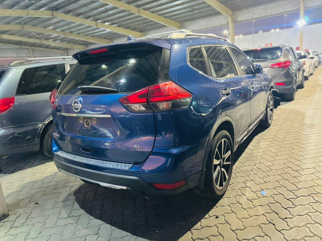 NISSAN ROGUE 2017 - Marhaba Auction Used Cars - Image 13