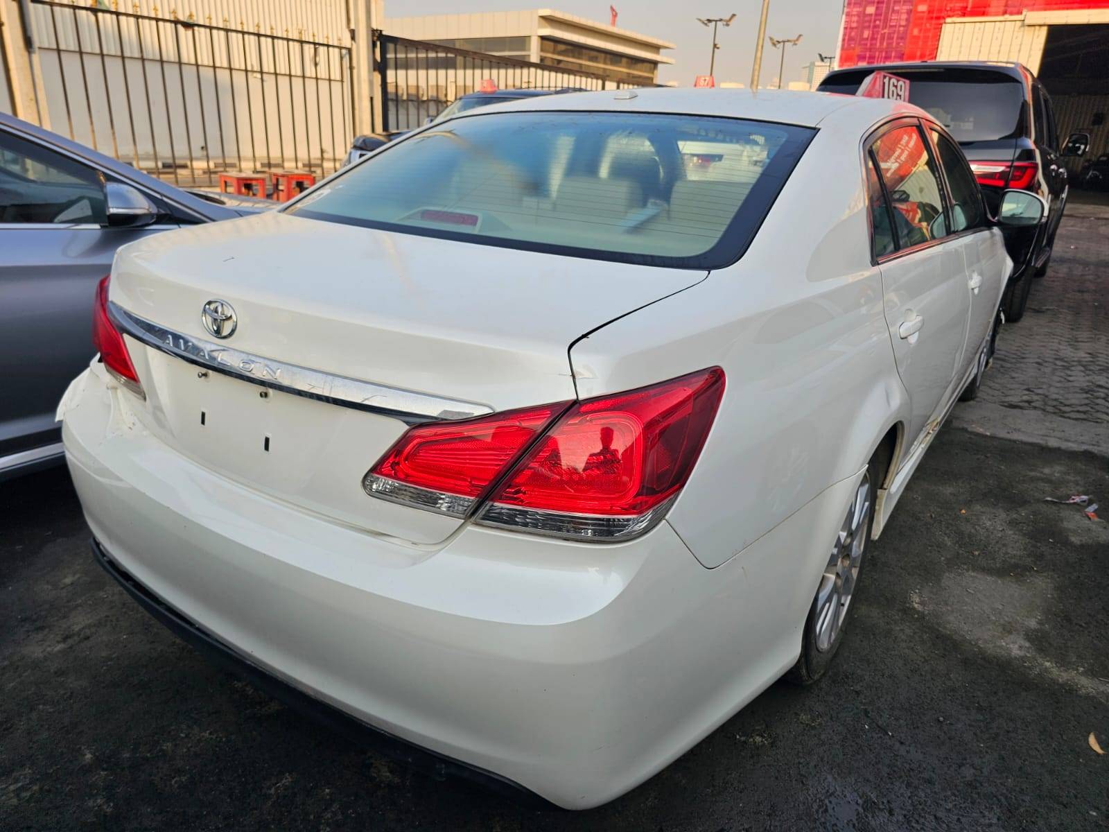 2011 TOYOTA AVALON — 222818 Miles — Lot 95506705 — Main - Marhaba Auctions Used Cars - Image 3