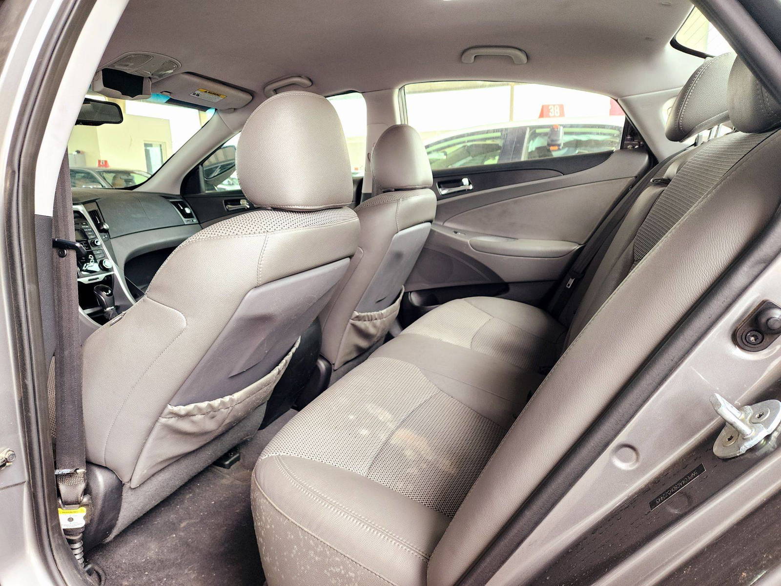 2013 HYUNDAI SONATA — 130580 Miles — Lot 28023 — Souq - Marhaba Auctions Used Cars - Image 6