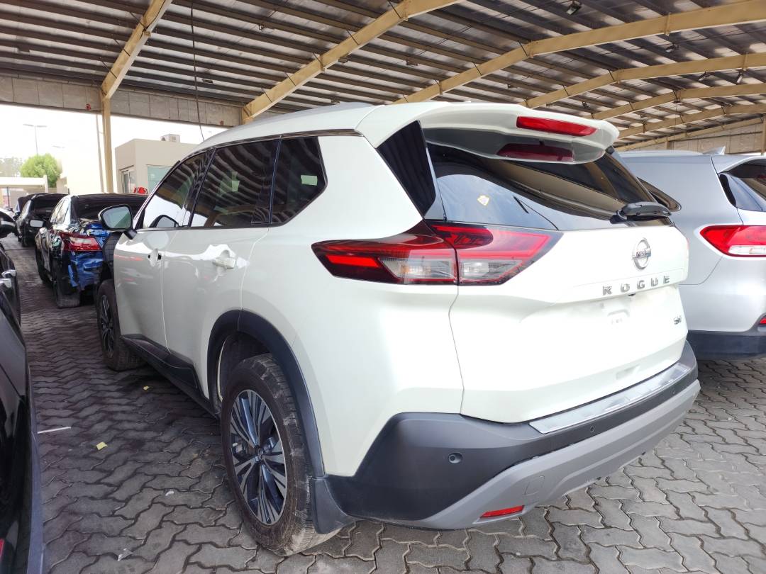 2021 NISSAN ROGUE — 72662 Miles — Lot 18704 — Souq - Marhaba Auctions Used Cars - Image 6