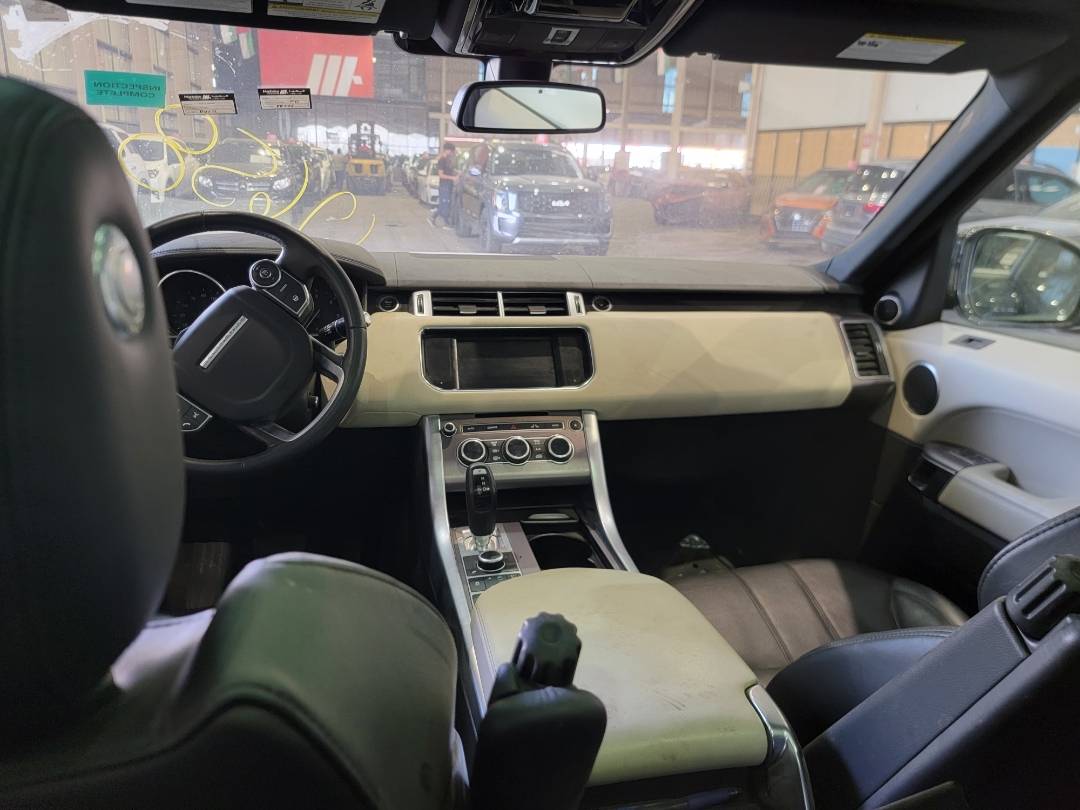 2016 LAND ROVER RANGE ROVER — 88776 Miles — Lot 2GA642732 — Main - Marhaba Auctions Used Cars - Image 7