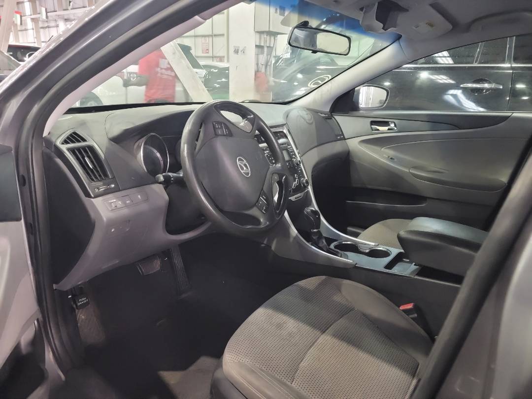 2011 HYUNDAI SONATA — 211859 Miles — Lot 65856424 — Main - Marhaba Auctions Used Cars - Image 6