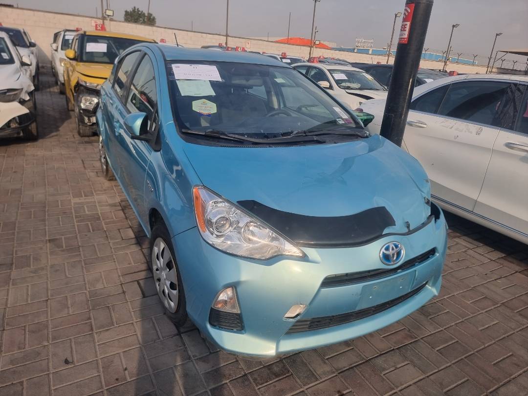 TOYOTA PRIUS C 2014 - Marhaba Auction Used Cars - Image 4