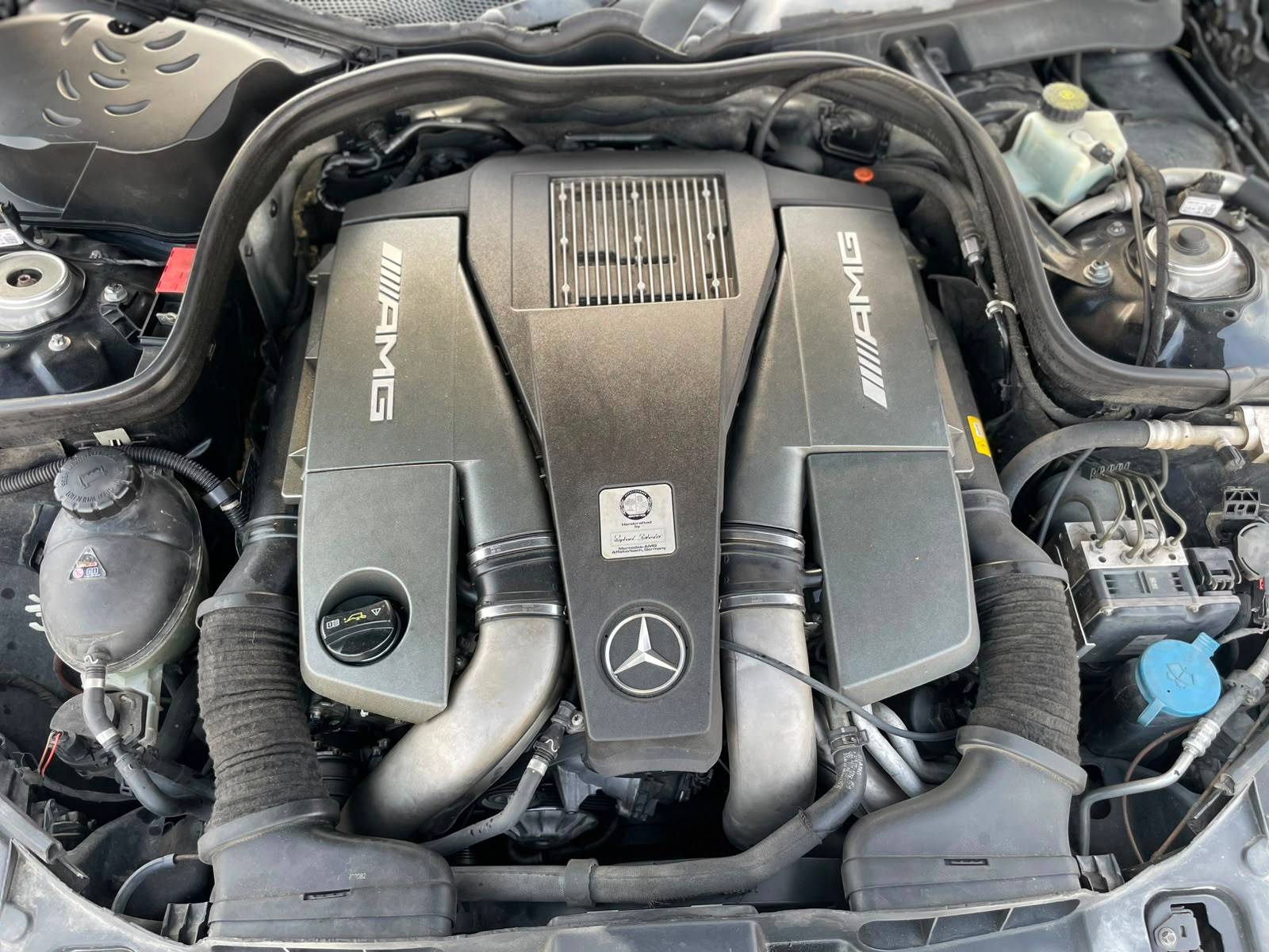 2012 MERCEDES BENZ CLS 63 AMG — 131870 KM — Lot CA038394 - Marhaba Auctions Used Cars - Image 12