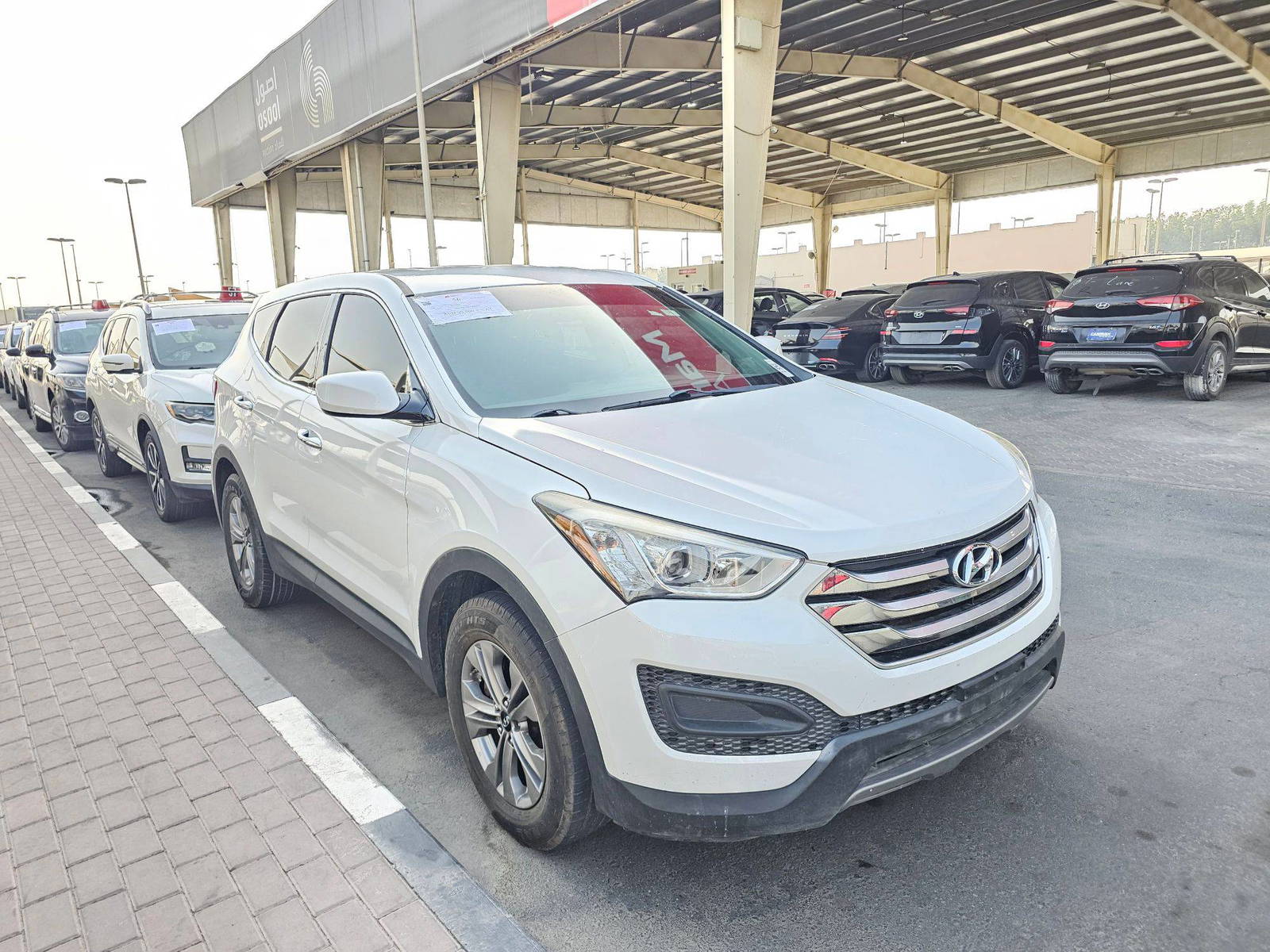 2016 HYUNDAI SANTA FE — 120018 Miles — Lot B8GG368837 — Souq - Marhaba Auctions Used Cars - Image 4