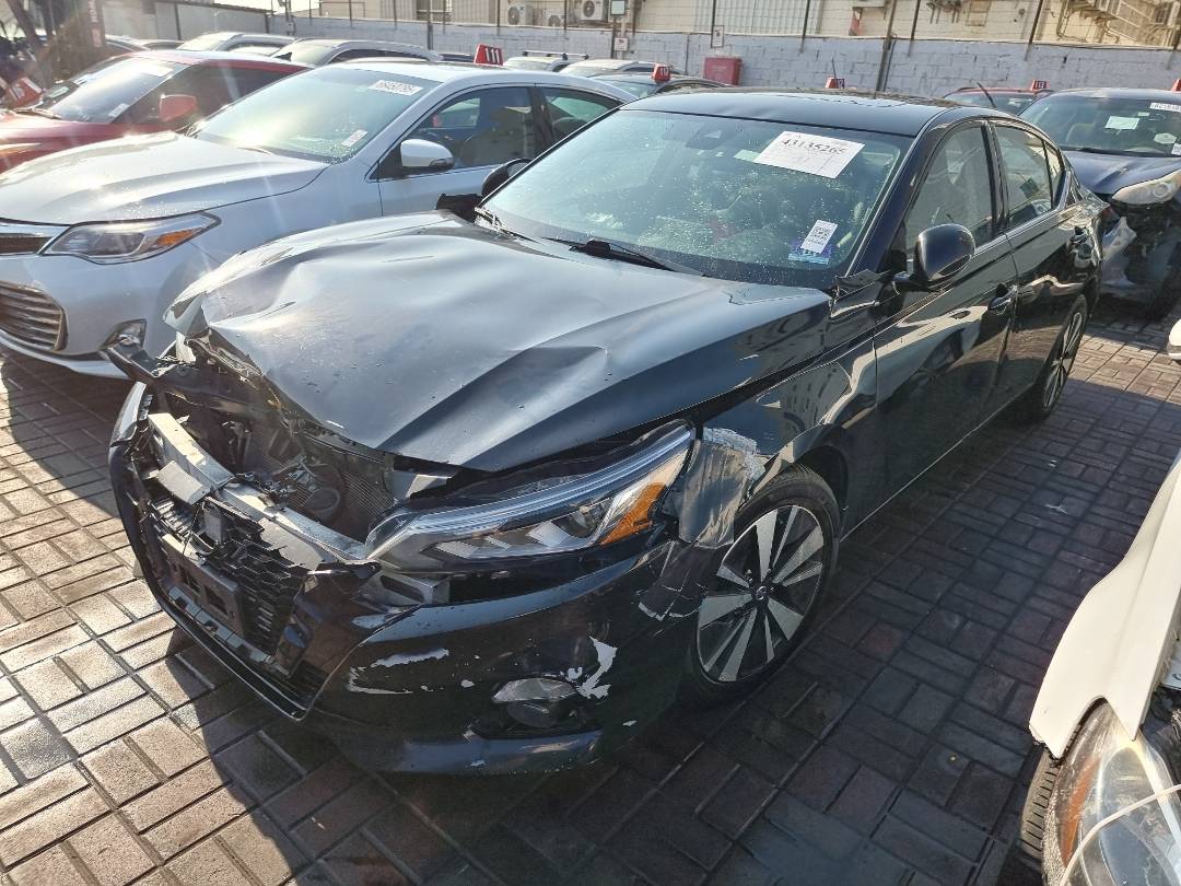 2020 NISSAN ALTIMA — 105666 Miles — Lot 175010 — Ind. 12 - Marhaba Auctions Used Cars - Image 5