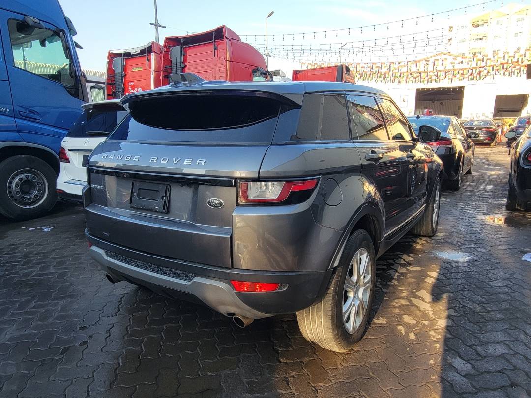 2016 LAND ROVER RANGE ROVER — 86362 Miles — Lot 149690 — Main - Marhaba Auctions Used Cars - Image 3