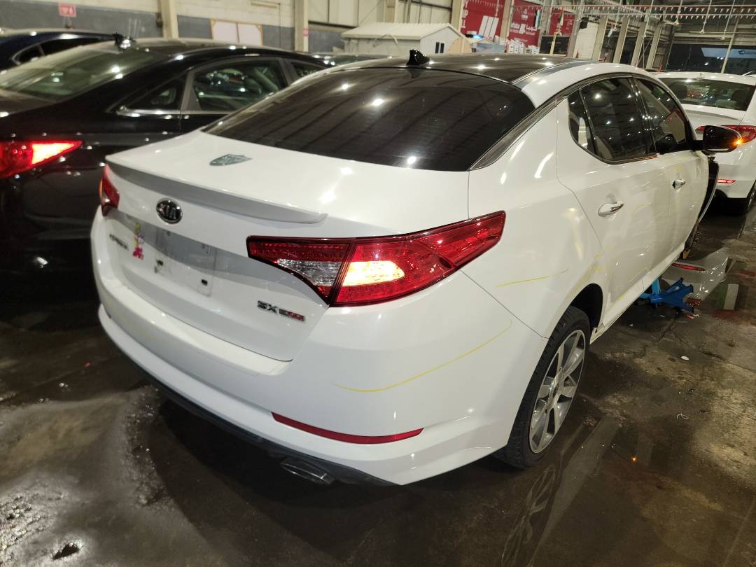 2011 KIA OPTIMA — 177735 Miles — Lot 37374052 - Marhaba Auctions Used Cars - Image 4