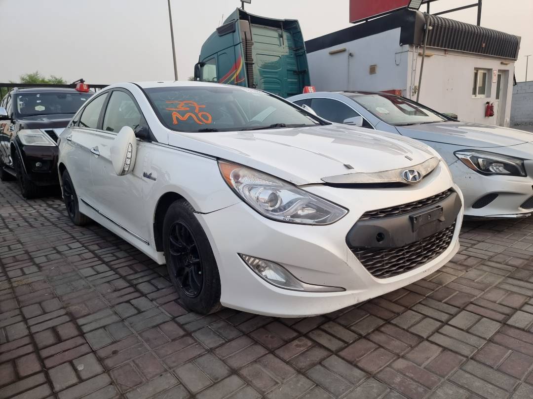 2013 HYUNDAI SONATA — 131009 Miles — Lot 215487 — Ind. 12 - Marhaba Auctions Used Cars - Image 3