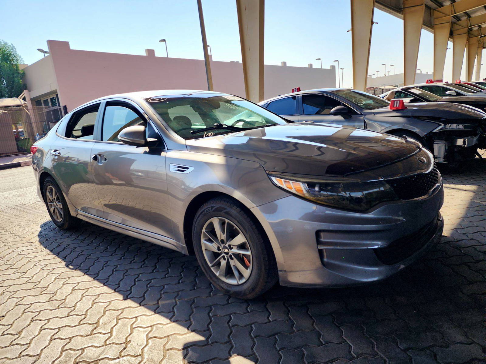 2018 KIA OPTIMA — 112606 Miles — Lot 64441984 — Souq - Marhaba Auctions Used Cars - Image 4