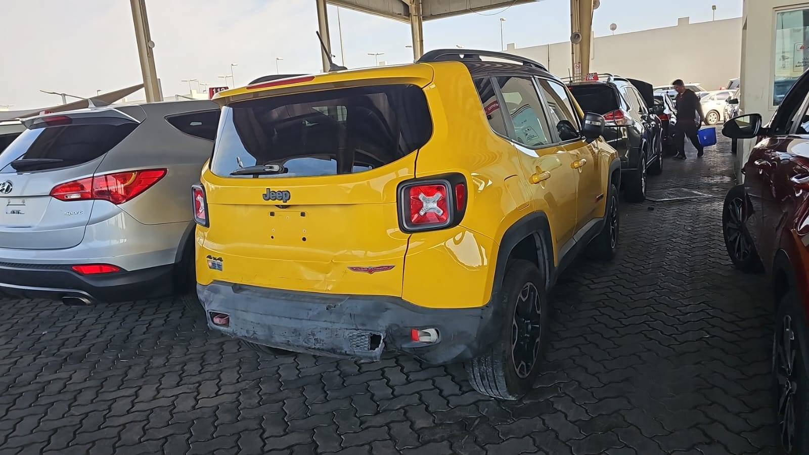 JEEP RENEGADE LATITUDE 2016 - Marhaba Auction Used Cars - Image 4