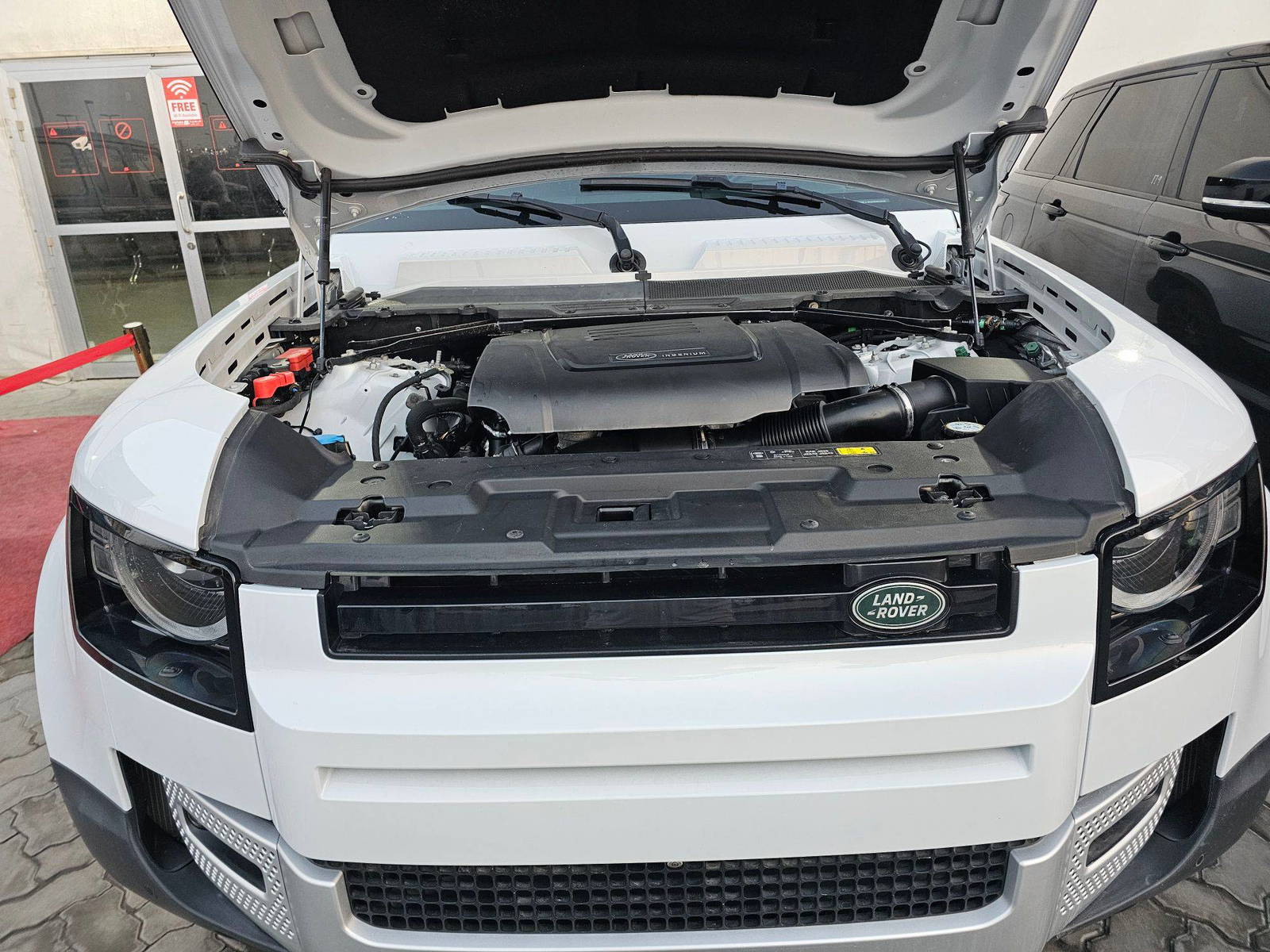 2023 LAND ROVER DEFENDER 110 S — sold — 26866 KM — Lot 0P2129199 — Souq - Marhaba Auctions Used Cars - Image 12