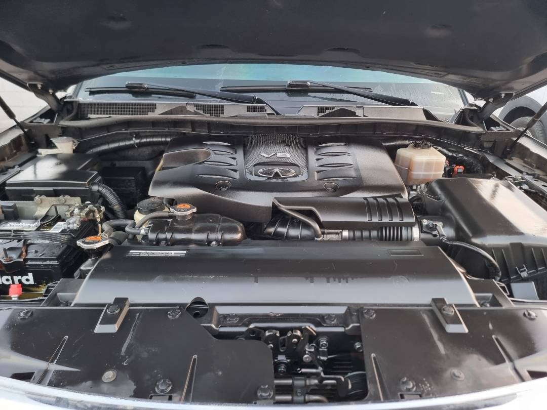 2015 INFINITI QX80 — 155883 Miles — Lot 1025478 — Ind. 12 - Marhaba Auctions Used Cars - Image 11