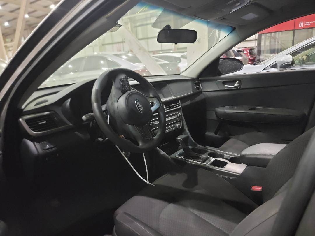 2018 KIA OPTIMA — 65739 Miles — Lot G249001 — Main - Marhaba Auctions Used Cars - Image 6