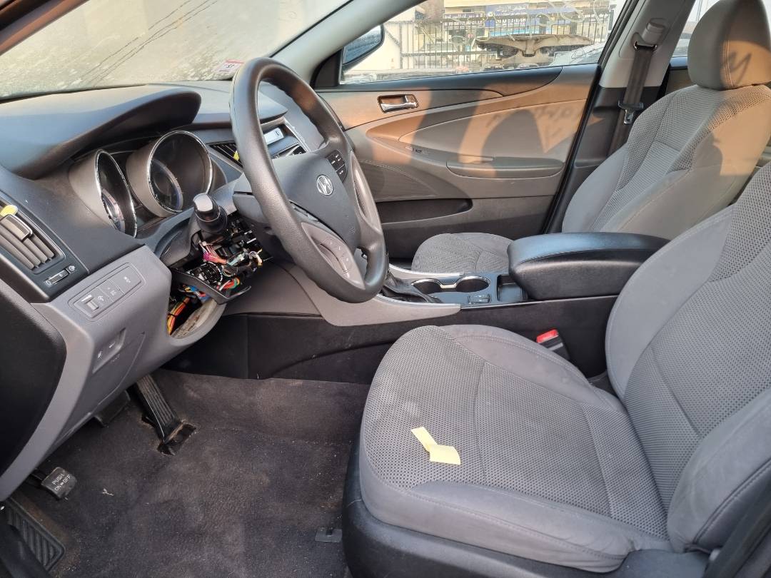 2013 HYUNDAI SONATA — 146010 Miles — Lot 125487 — Ind. 12 - Marhaba Auctions Used Cars - Image 6