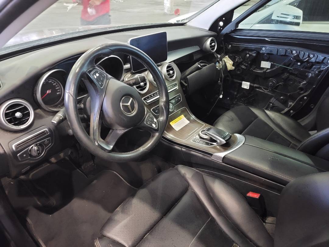 MERCEDES BENZ C300 2015 - Marhaba Auction Used Cars - Image 5