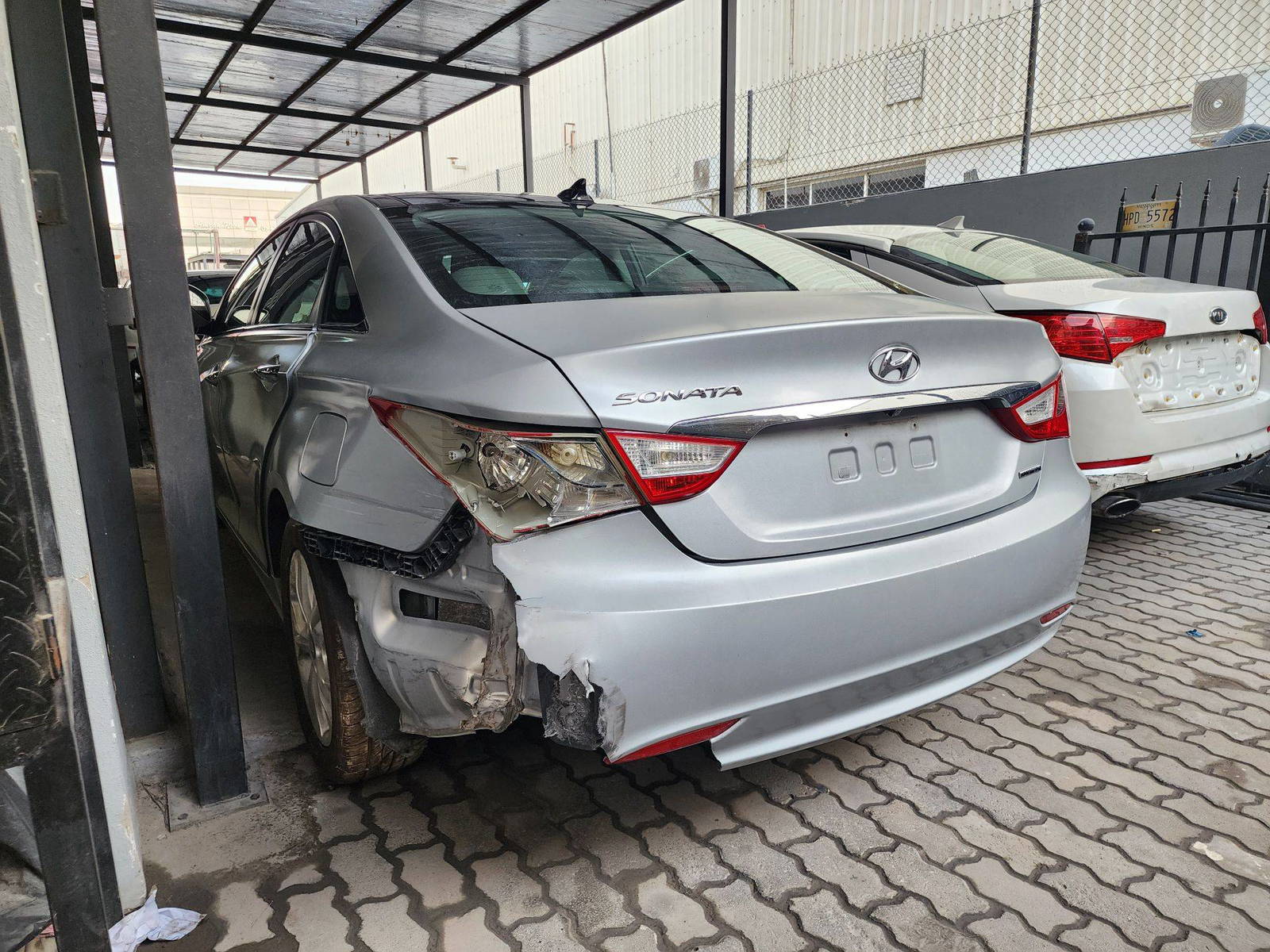 2012 HYUNDAI SONATA — 213025 Miles — Lot 51089065 — Al Quoz - Marhaba Auctions Used Cars - Image 6