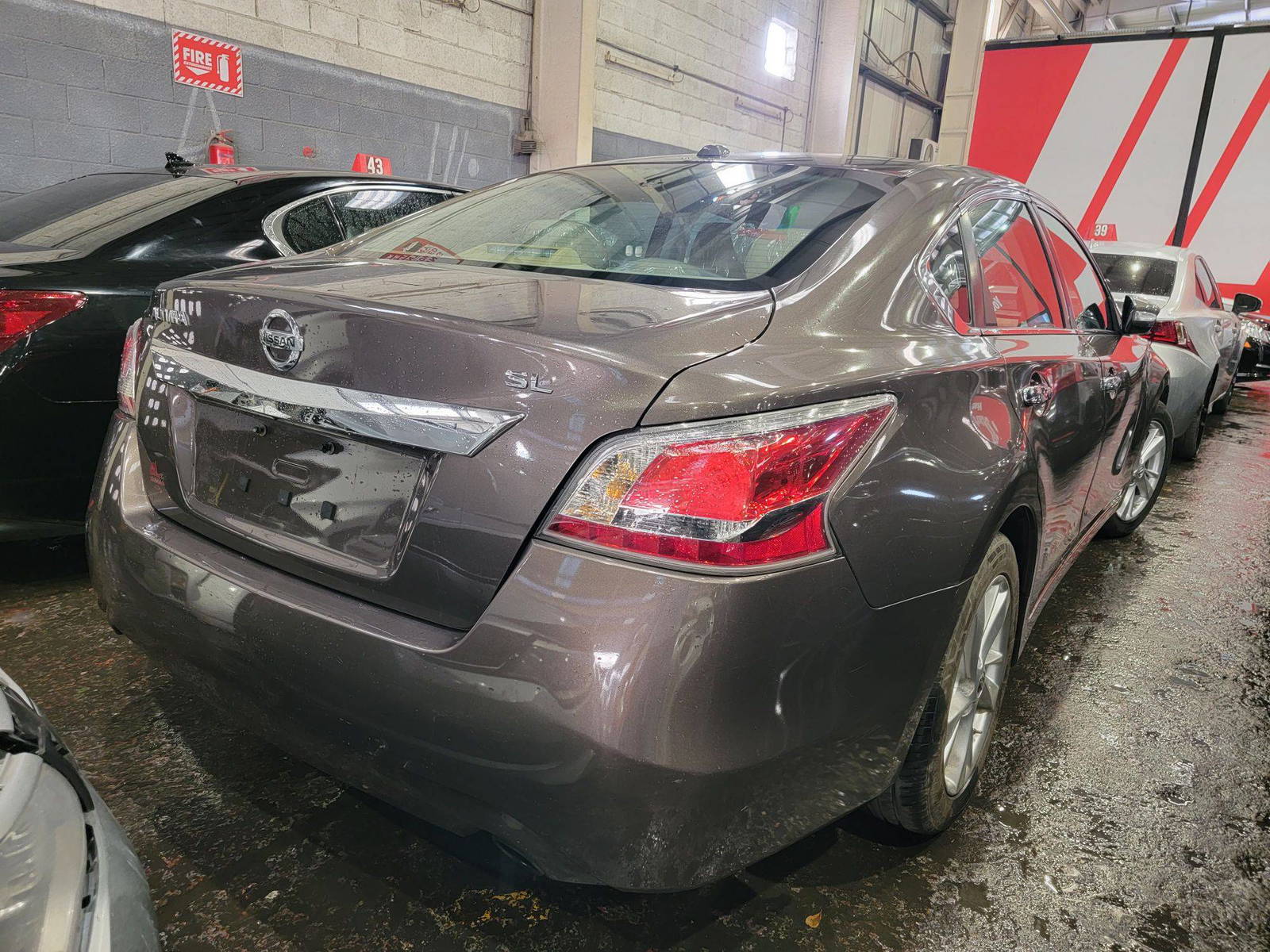 2015 NISSAN ALTIMA — 127560 Miles — Lot FC109215 — Main - Marhaba Auctions Used Cars - Image 3