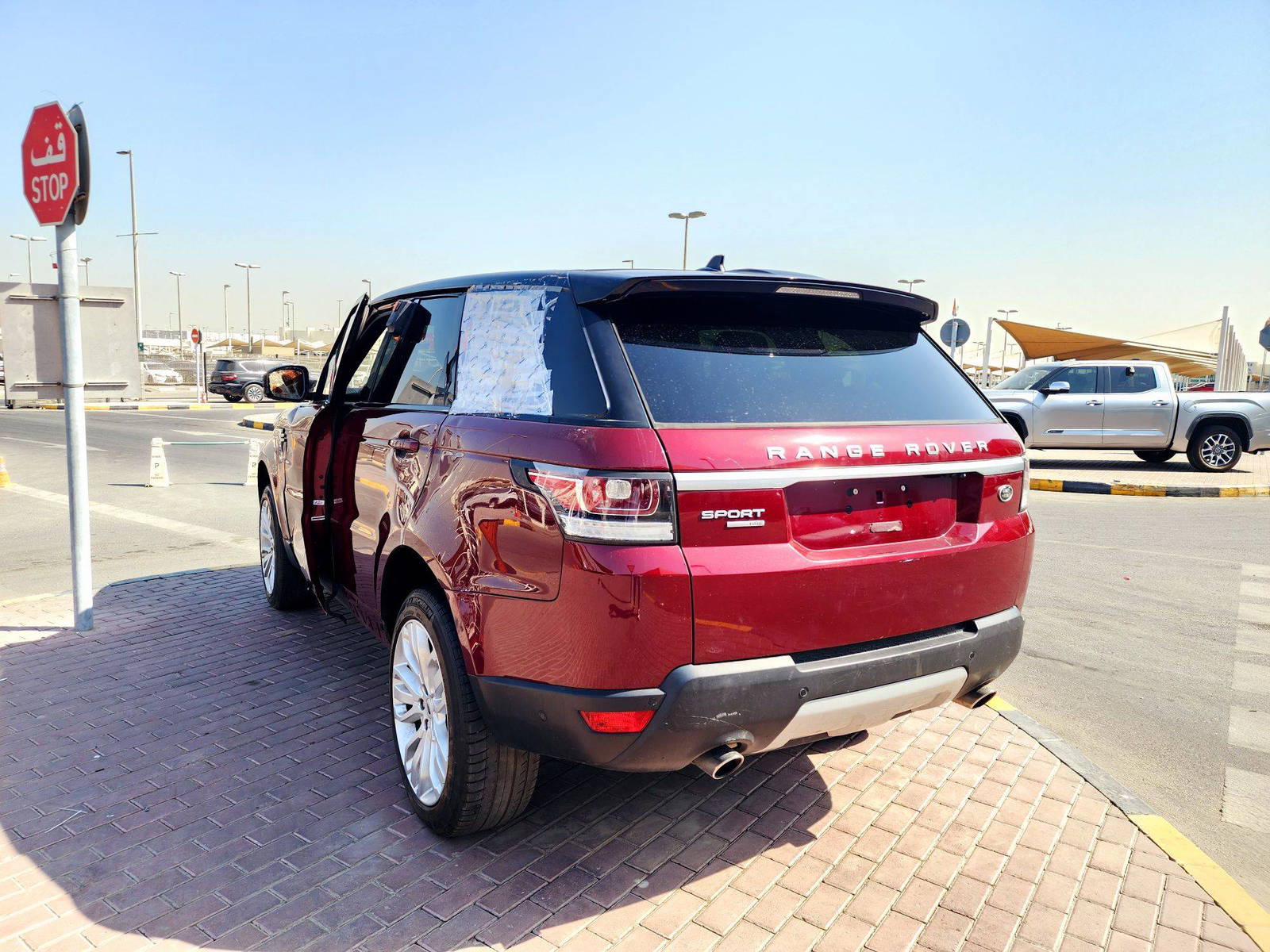 2016 LAND ROVER RANGE ROVER SPORT HSE — 74445 Miles — Lot GA582177 — Main - Marhaba Auctions Used Cars - Image 3