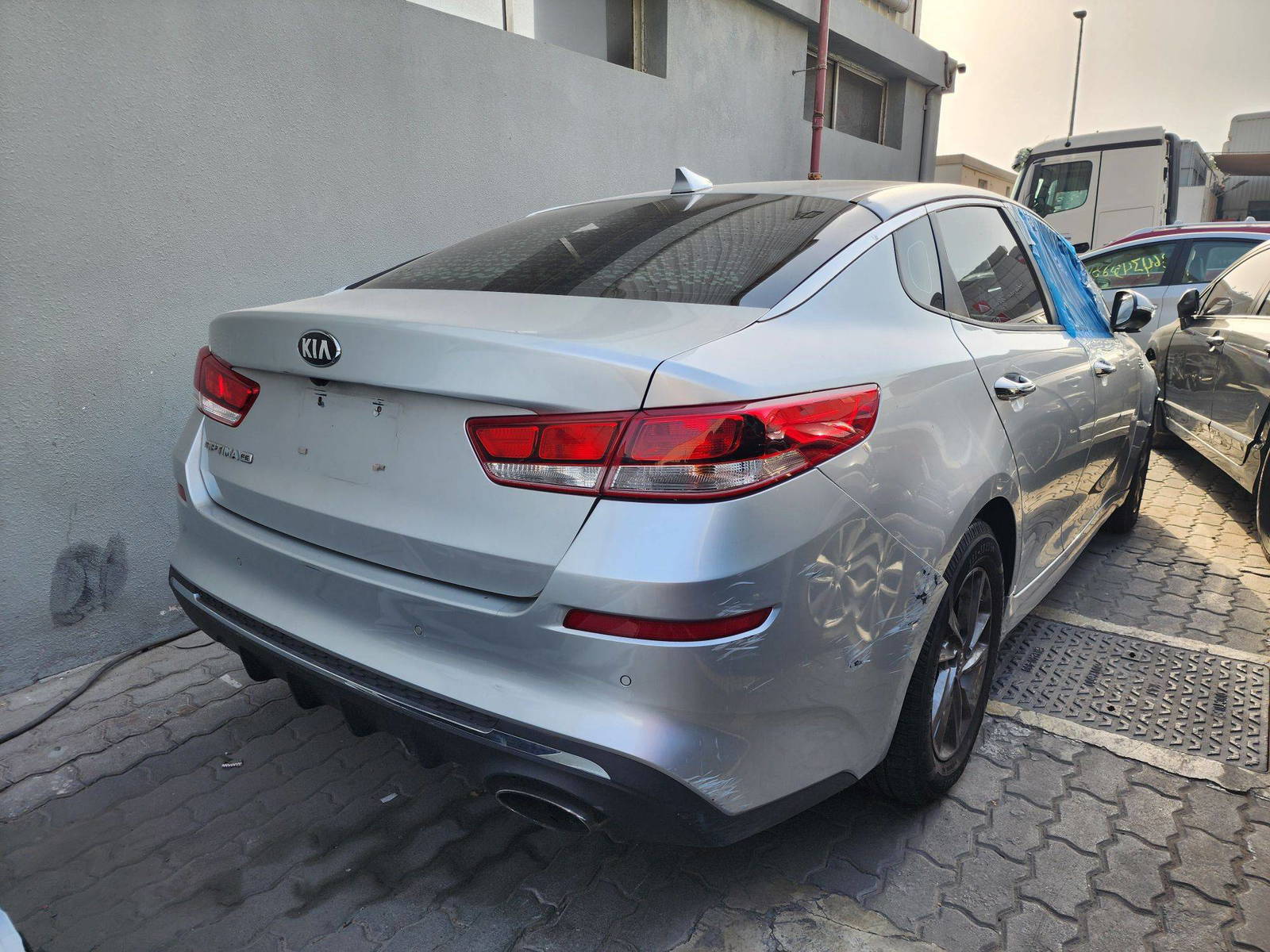 2019 KIA OPTIMA — 78208 Miles — Lot 341432 — Souq - Marhaba Auctions Used Cars - Image 6