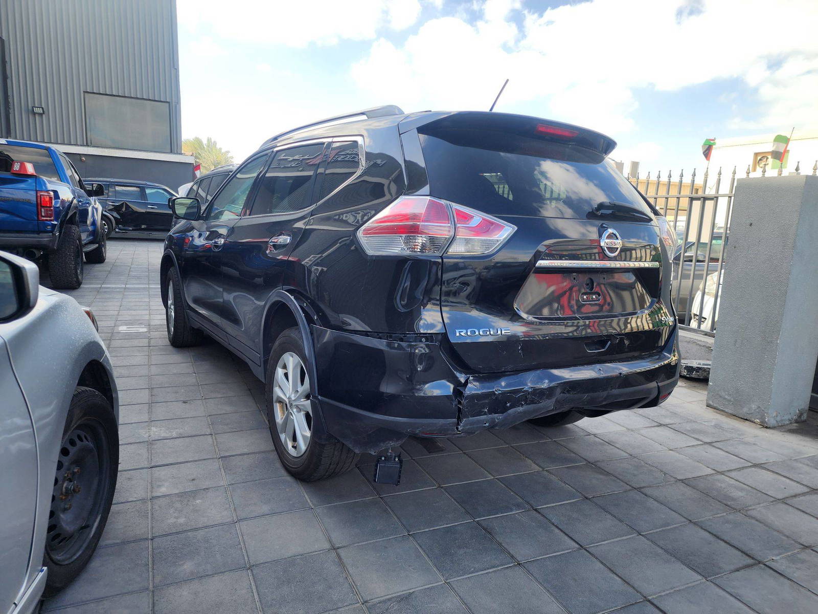 2016 NISSAN ROGUE — 181697 Miles — Lot 65760485 — Al Quoz - Marhaba Auctions Used Cars - Image 6
