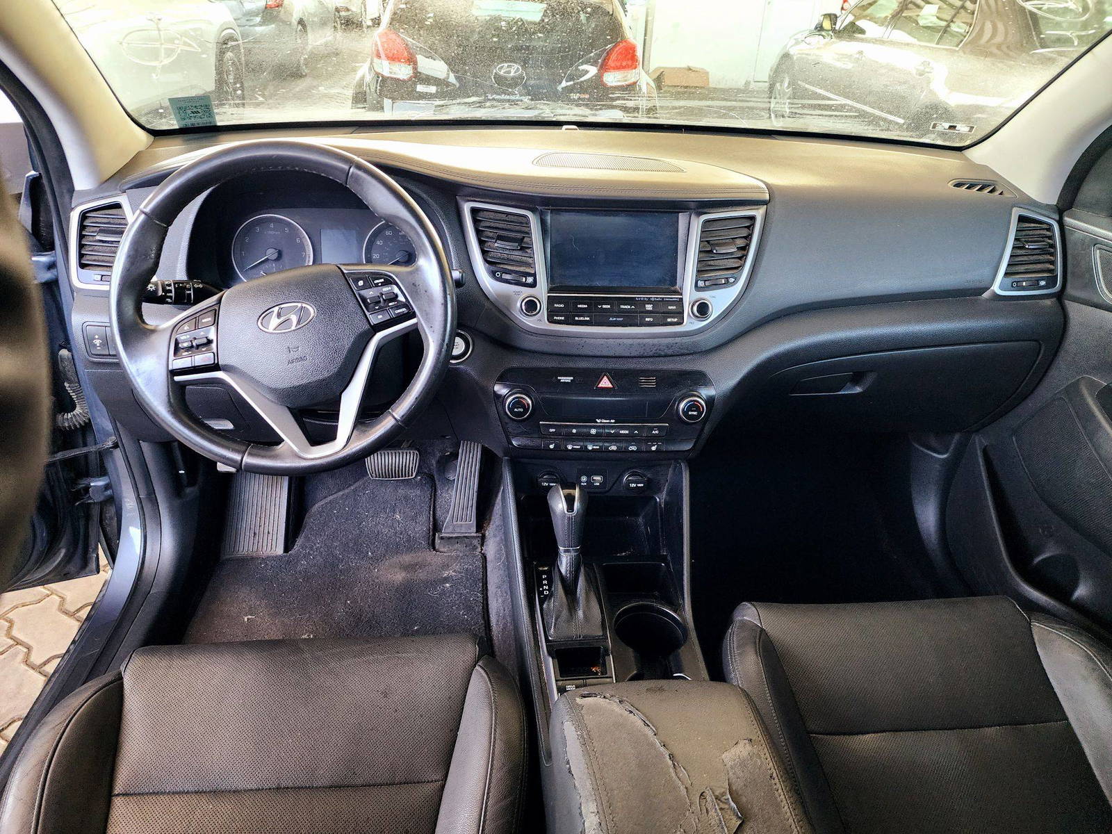 2017 HYUNDAI TUCSON — 124927 Miles — Lot 40524105 — Souq - Marhaba Auctions Used Cars - Image 7