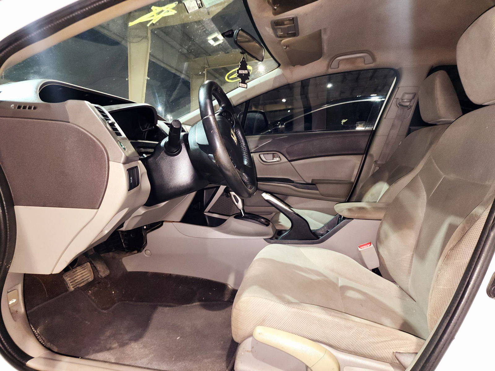 2012 HONDA CIVIC — 178861 KM — Lot 84865974 — Souq - Marhaba Auctions Used Cars - Image 8
