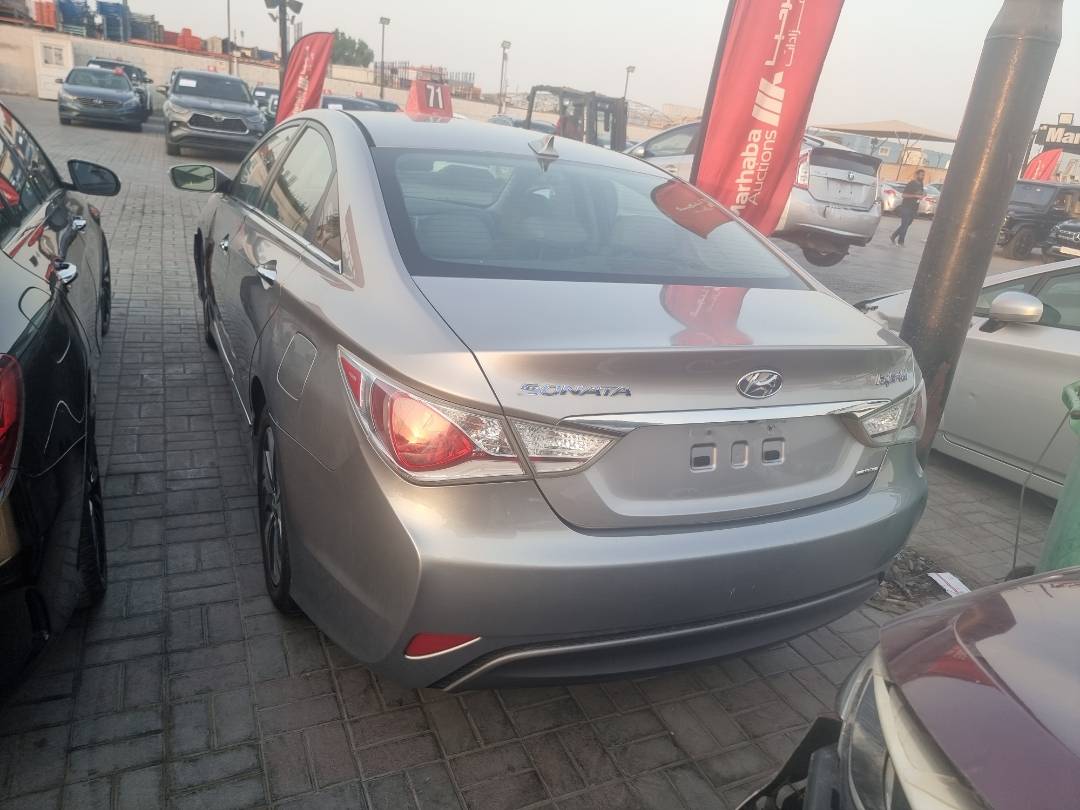 2013 HYUNDAI SONATA — 124123 Miles — Lot 3DA080847 — Ind. 12 - Marhaba Auctions Used Cars - Image 4