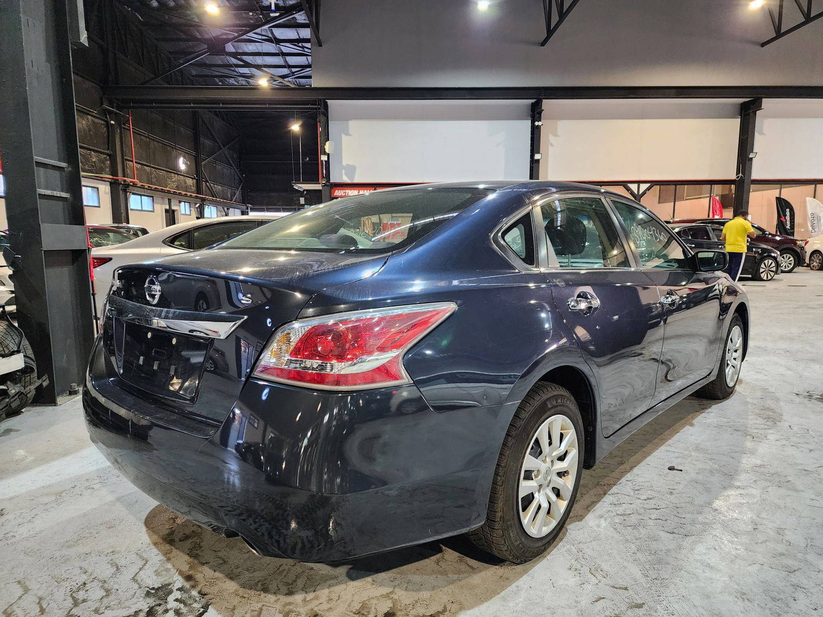 2015 NISSAN ALTIMA — 214061 Miles — Lot 39604360 — Al Quoz - Marhaba Auctions Used Cars - Image 5