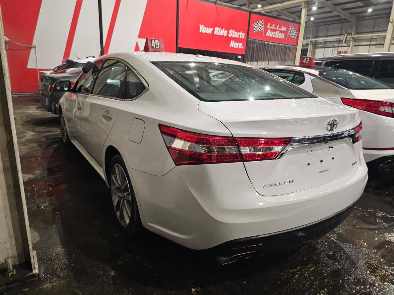 2015 TOYOTA AVALON — 140362 Miles — Lot U148757 — Main - Marhaba Auctions Used Cars - Image 2