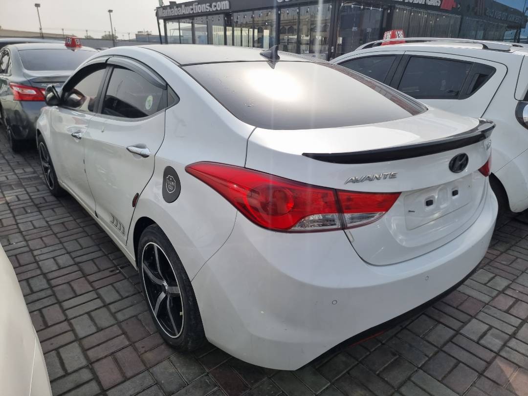 2011 HYUNDAI AVANTE — 188143 KM — Lot 215487 — Souq - Marhaba Auctions Used Cars - Image 5