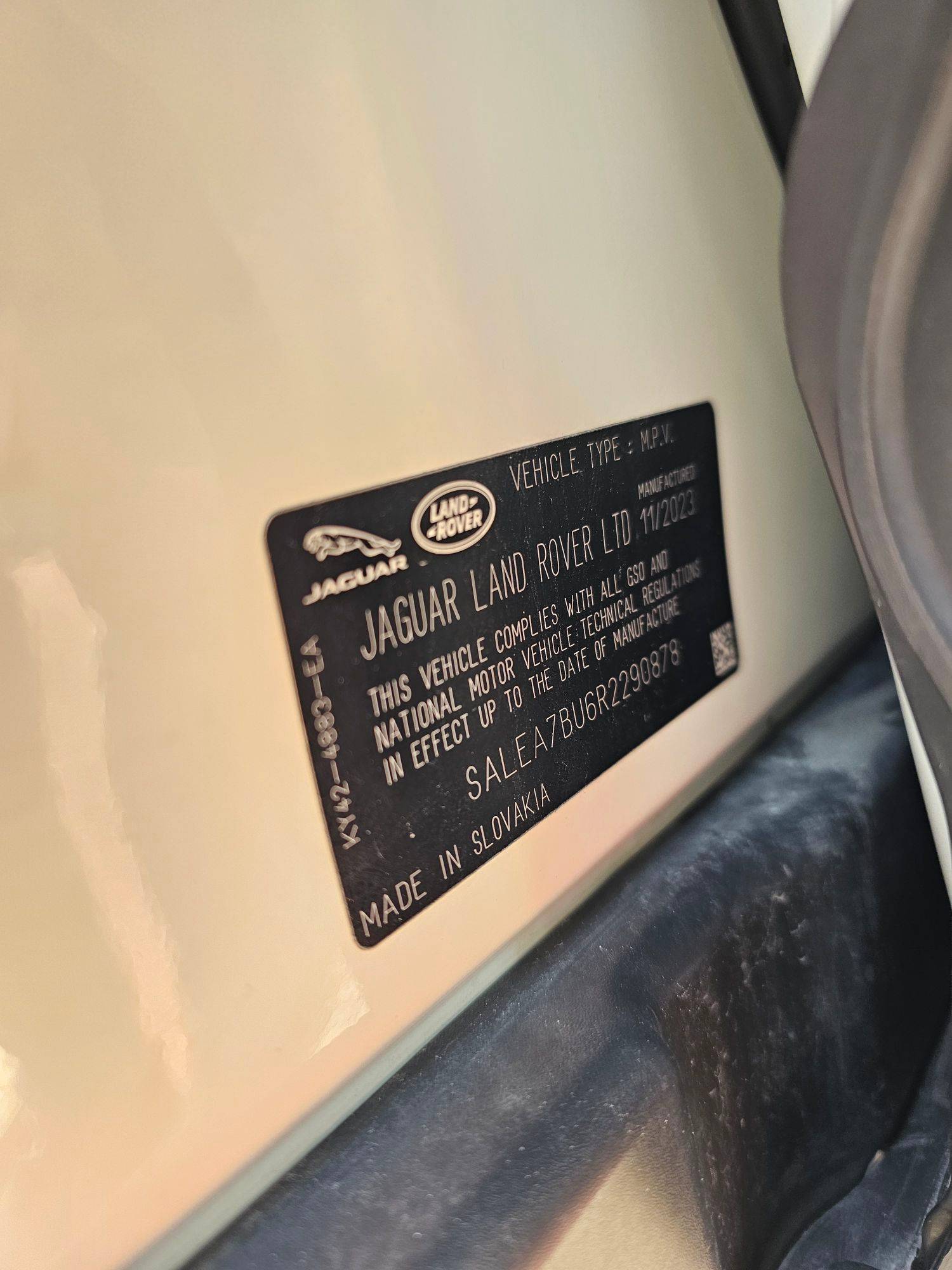 LAND ROVER DEFENDER HSE P400 2024 - Marhaba Auction Used Cars - Image 11