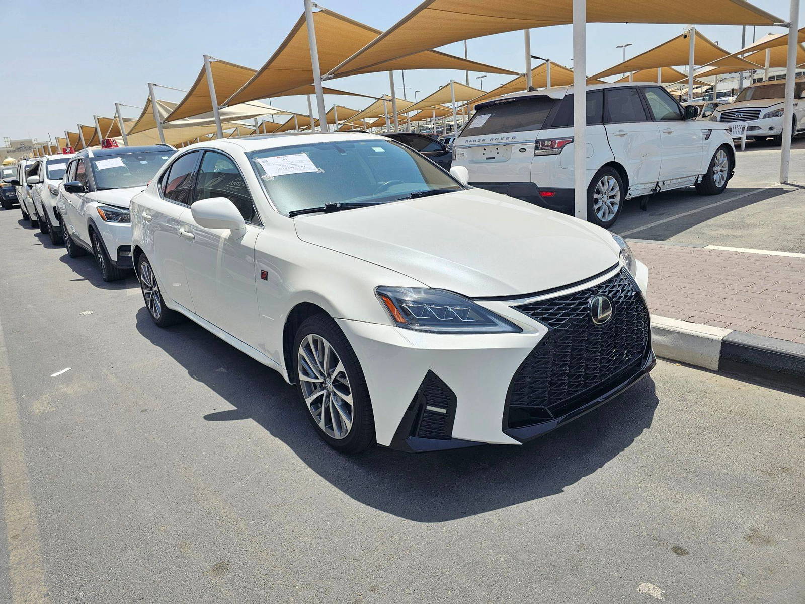 2006 LEXUS IS 250 — 149521 KM — Lot 165006024 — Souq - Marhaba Auctions Used Cars - Image 5