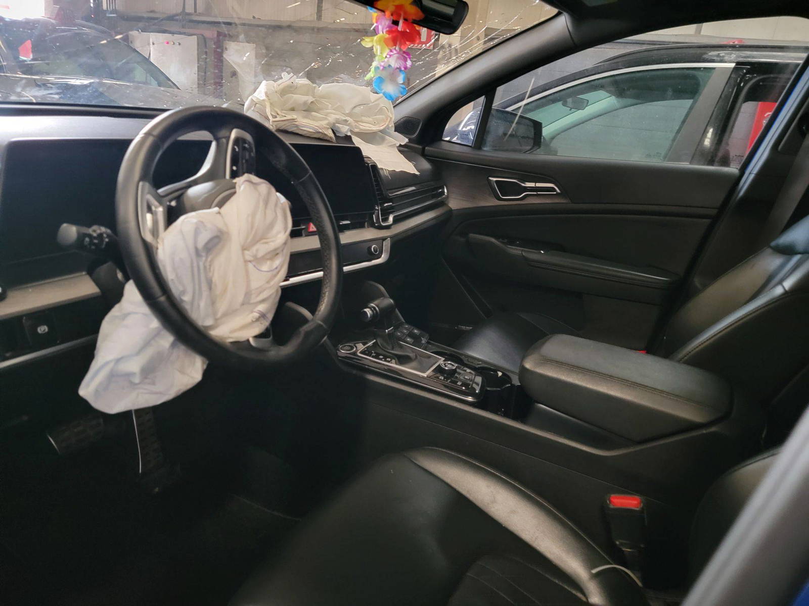 KIA SPORTAGE 2023 - Marhaba Auction Used Cars - Image 8