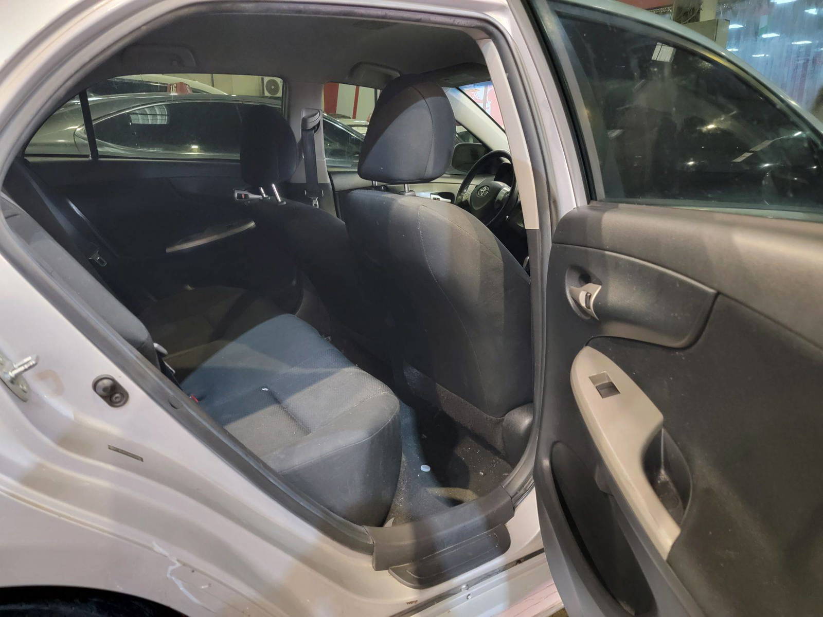 TOYOTA COROLLA 2010 - Marhaba Auction Used Cars - Image 8