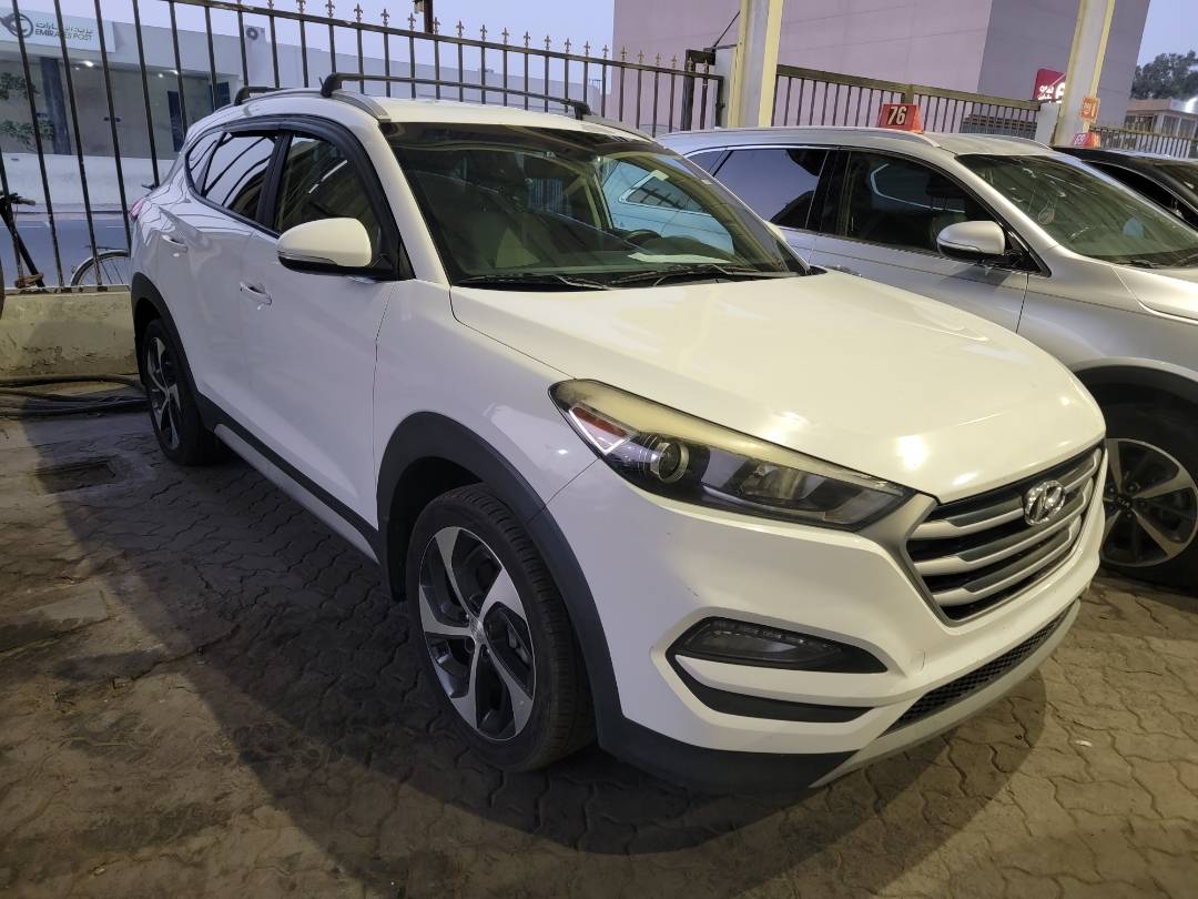2017 HYUNDAI TUCSON — 111339 Miles — Lot 9HU550357 — Main - Marhaba Auctions Used Cars - Image 4