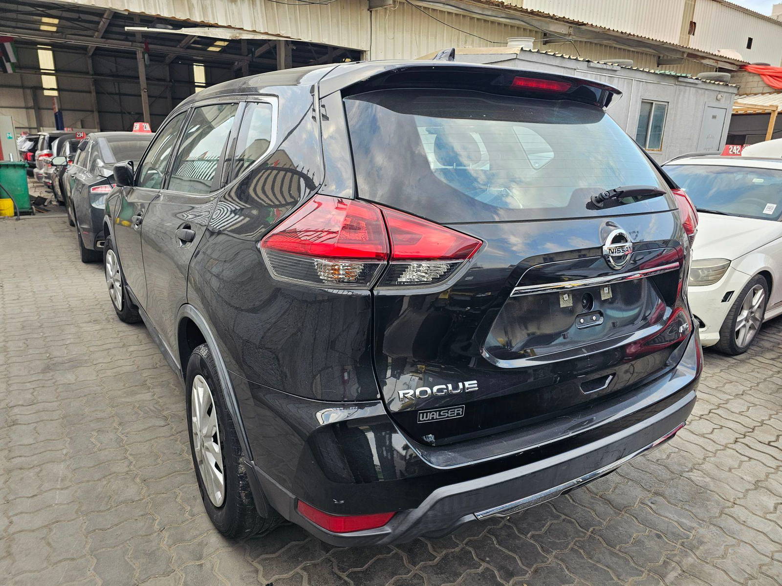 2018 NISSAN ROGUE — 142671 Miles — Lot JP573544 — Main - Marhaba Auctions Used Cars - Image 5