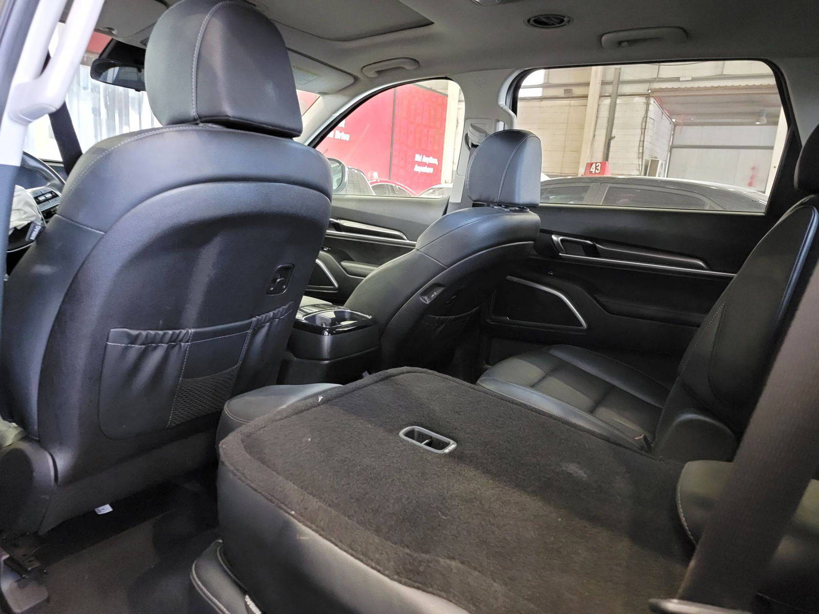 2023 KIA TELLURIDE — sold — 29938 Miles — Lot 80442495 — Main - Marhaba Auctions Used Cars - Image 6