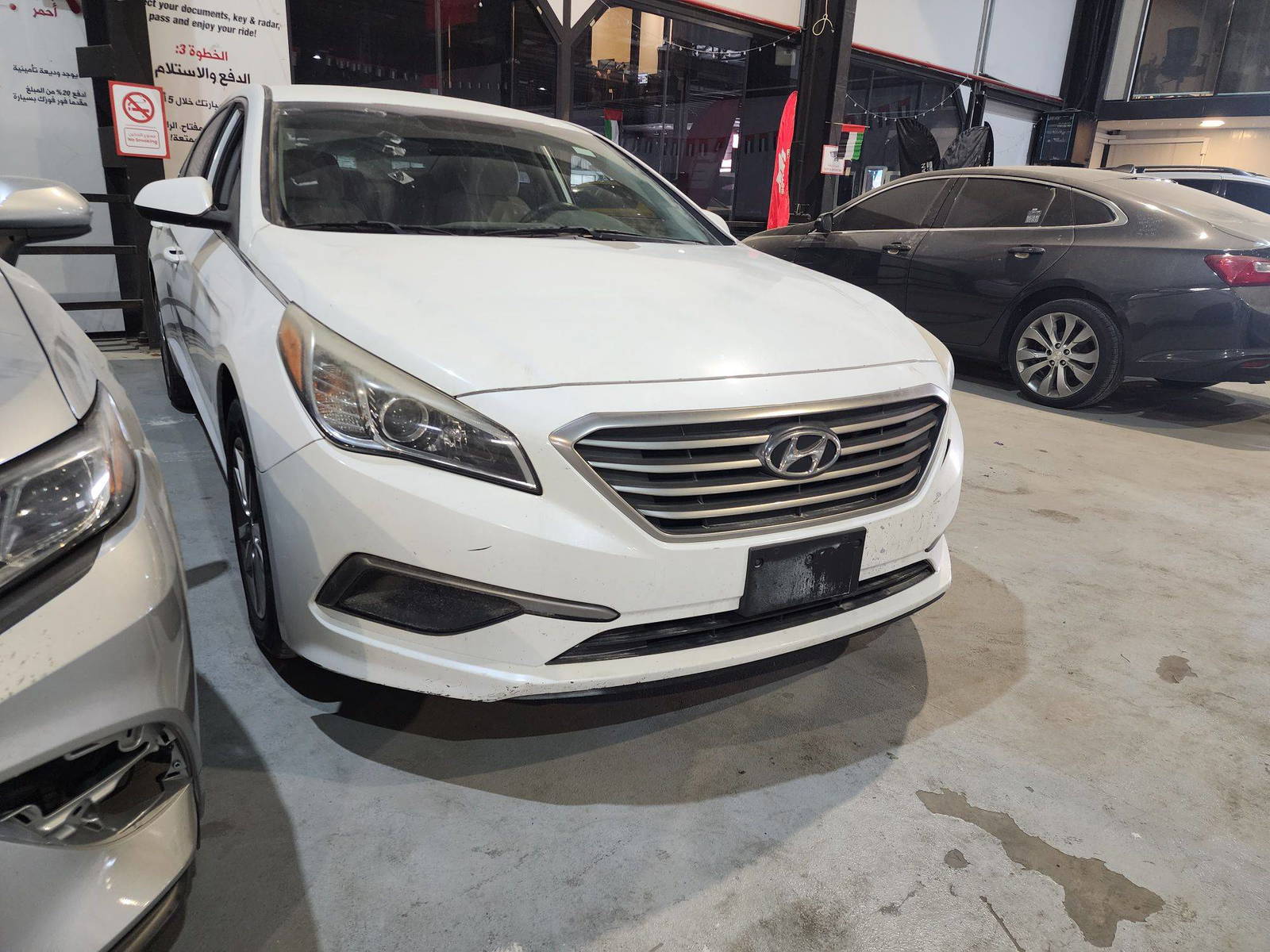 2017 HYUNDAI SONATA — 165047 Miles — Lot F8HH441478 — Al Quoz - Marhaba Auctions Used Cars - Image 4