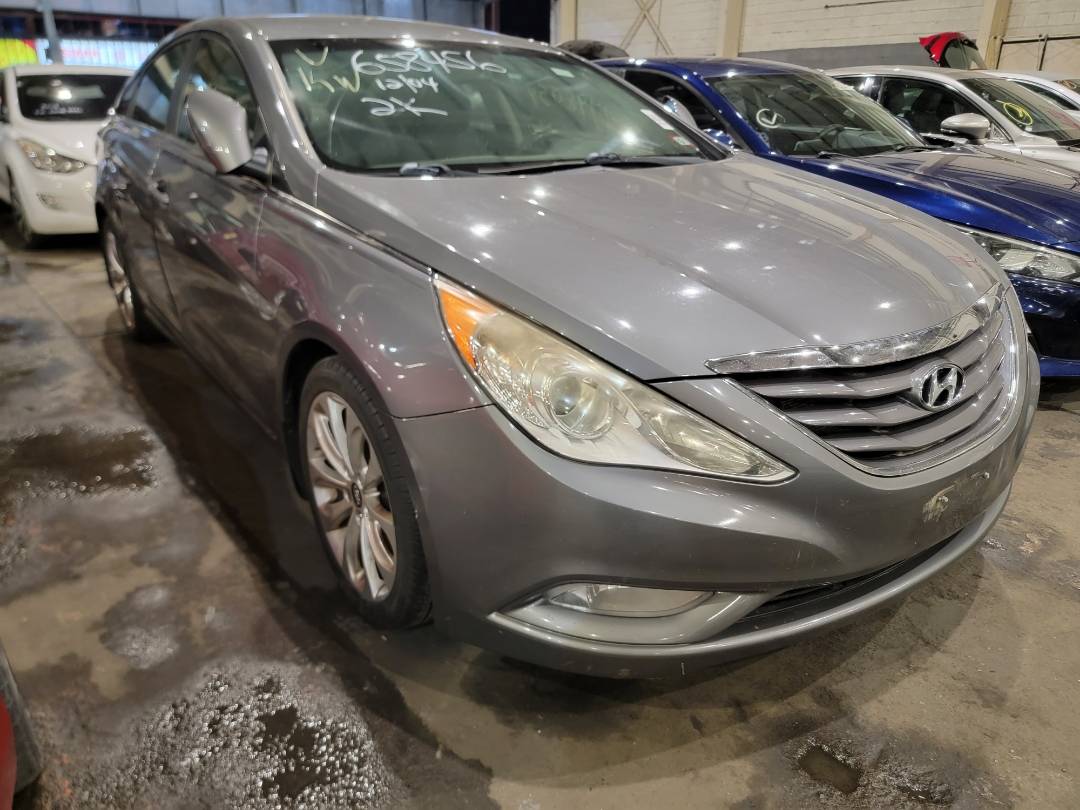 2013 HYUNDAI SONATA — 136277 Miles — Lot H658456 — Main - Marhaba Auctions Used Cars - Image 3